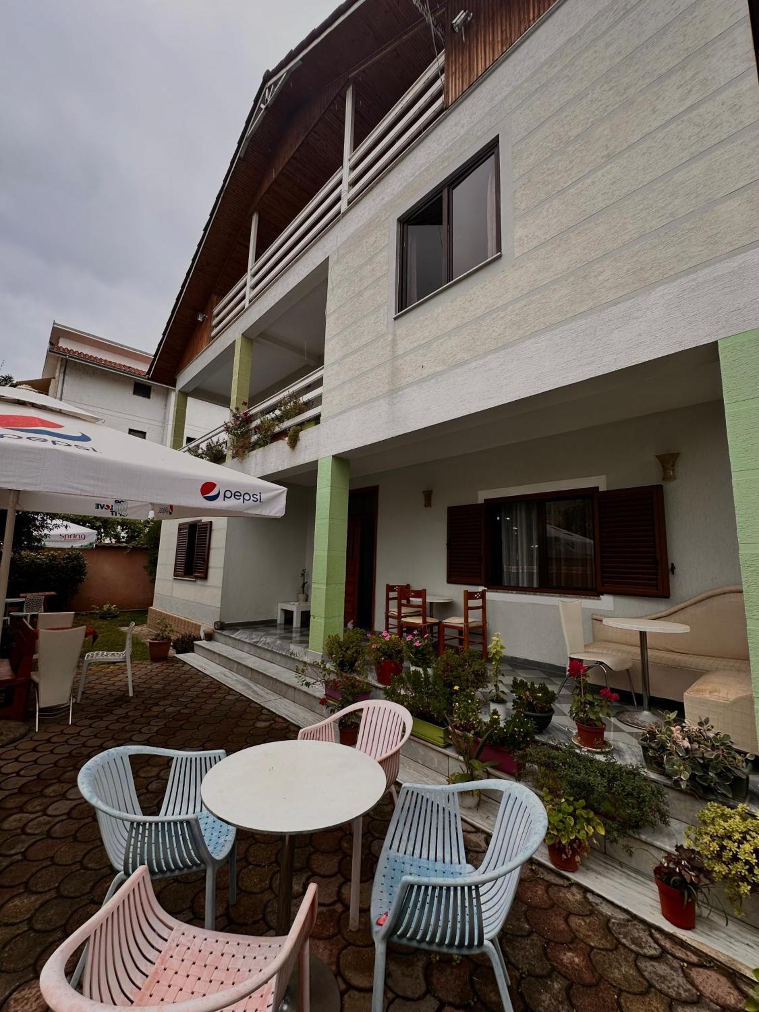 تيرانا Hostel Grande House المظهر الخارجي الصورة