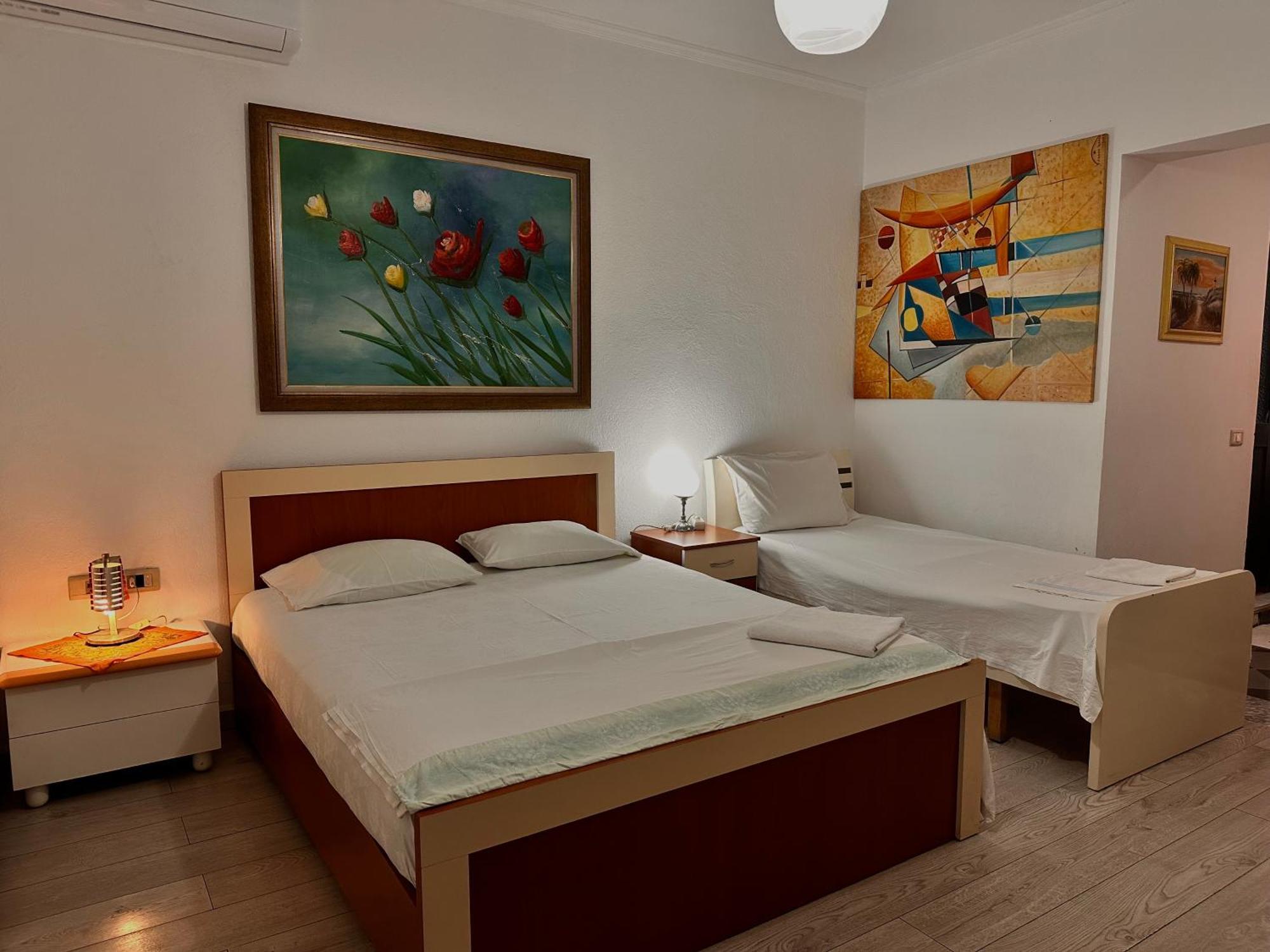 تيرانا Hostel Grande House المظهر الخارجي الصورة