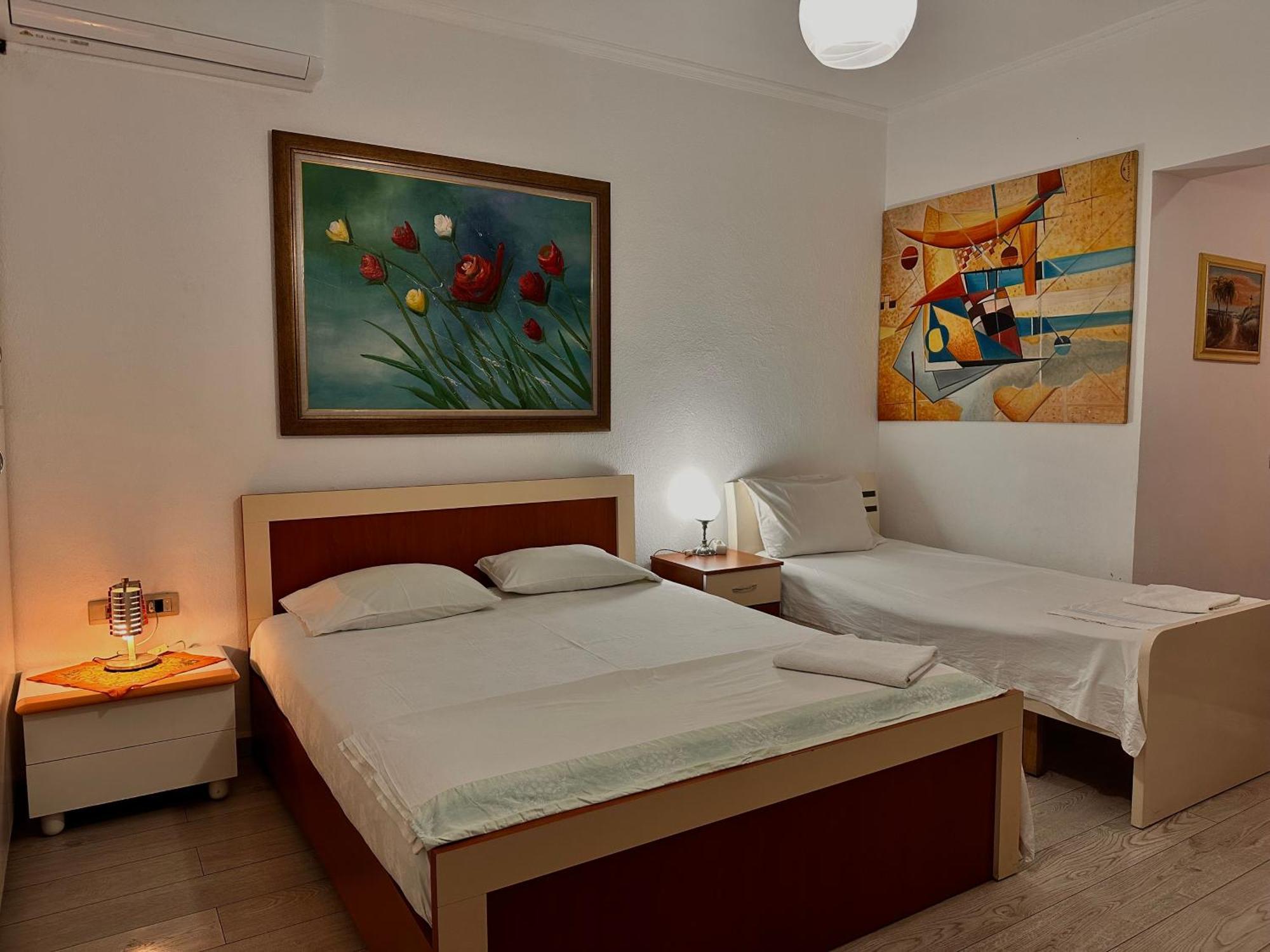 تيرانا Hostel Grande House المظهر الخارجي الصورة