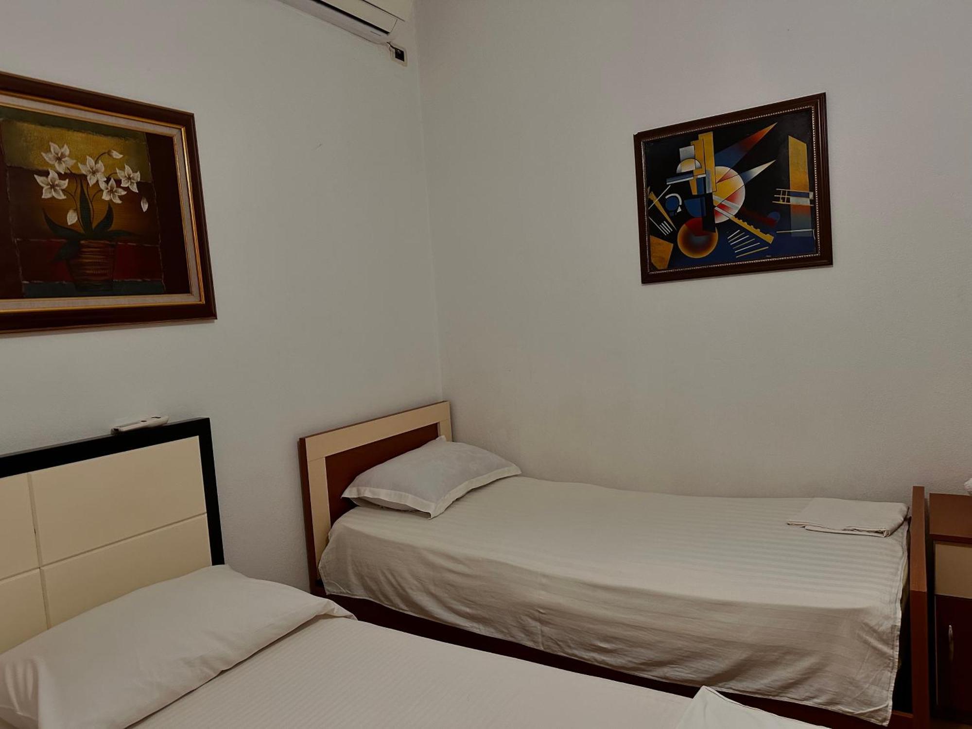 تيرانا Hostel Grande House المظهر الخارجي الصورة